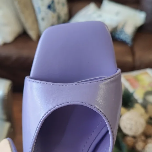Cape Robbin Lavender Open-Toe Sculpted Heel Mules - Picture 6 of 6